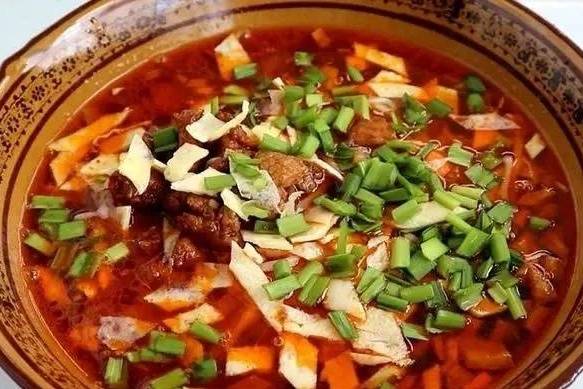 SanQ Signature Noodles with Sour Soup 三秦臊子面